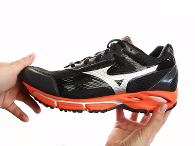 Mizuno Wave Resolute 2 J1GE141103 